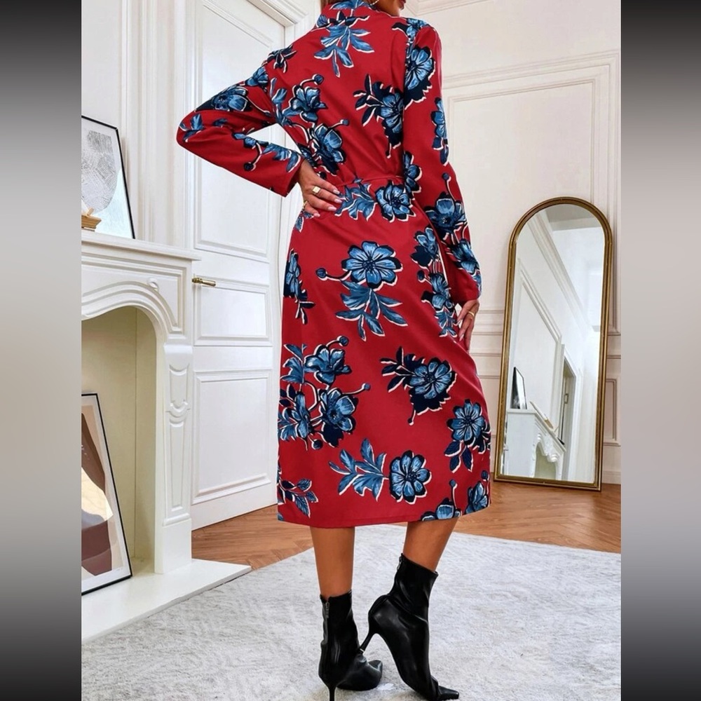 Floral Dress. - Picture 2 of 7